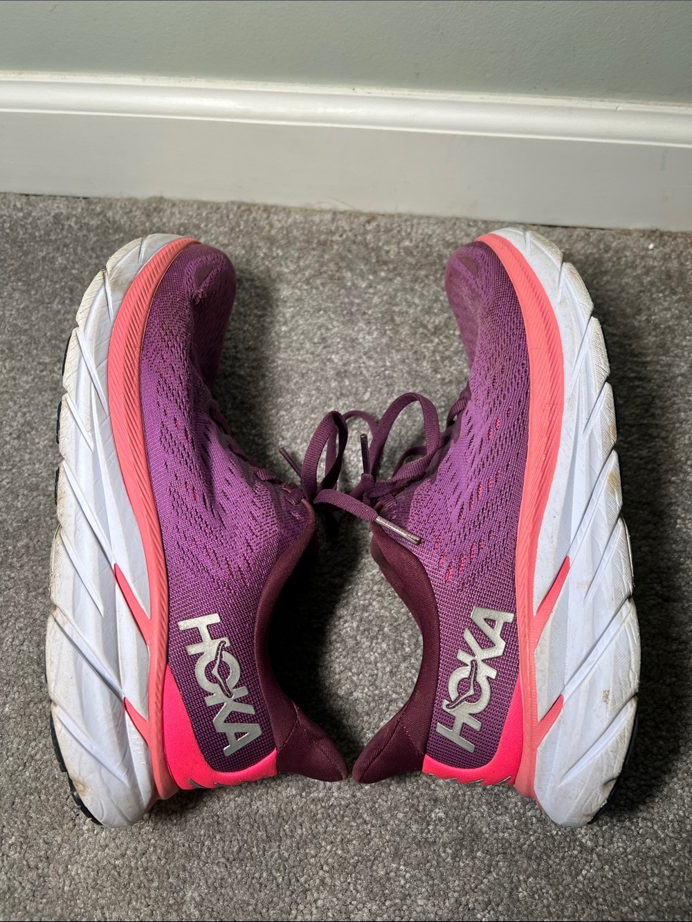 Hoka Clifton 8 Running Walking Sneaker Shoe Purple and Pink size 7.5 - Picture 4 of 8